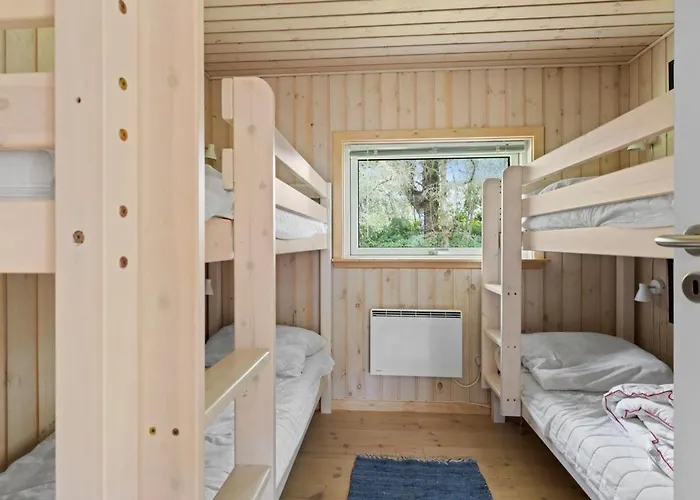 Ellinor - 190m From The Sea By Interhome Nyaraló